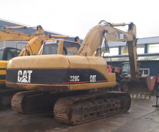 фото CAT 320